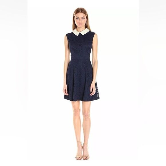 NWT BETSEY JOHNSON PEARL COLLAR SLEEVELESS FIT & FLARE LACE DRESS - Picture 1 of 5